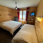 Le Schuss Hotel