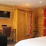 Hotel Le Schuss