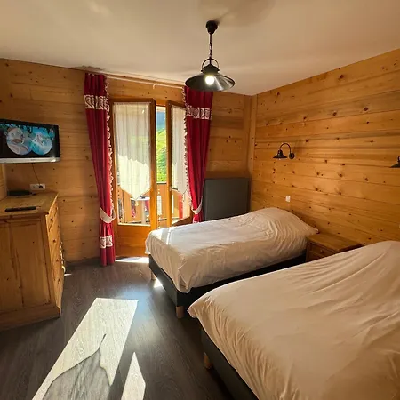 Le Schuss Hotell