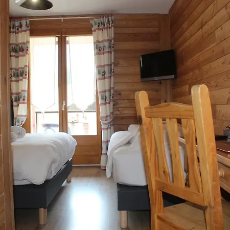 Le Schuss Hotell